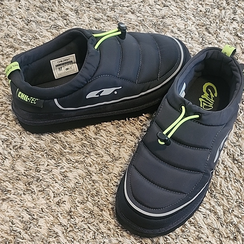 Chil-Tec Gray and Black Slip-On Shoes